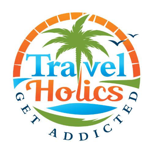 Travelholics Logo