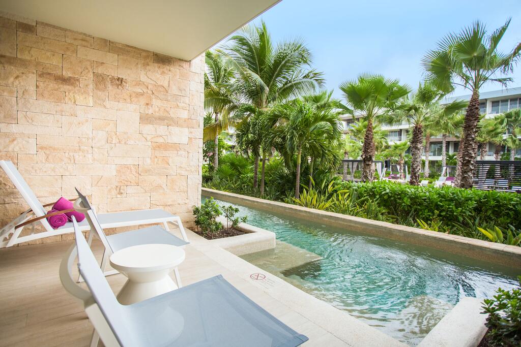Breathless Riviera Cancun Stunning pools
