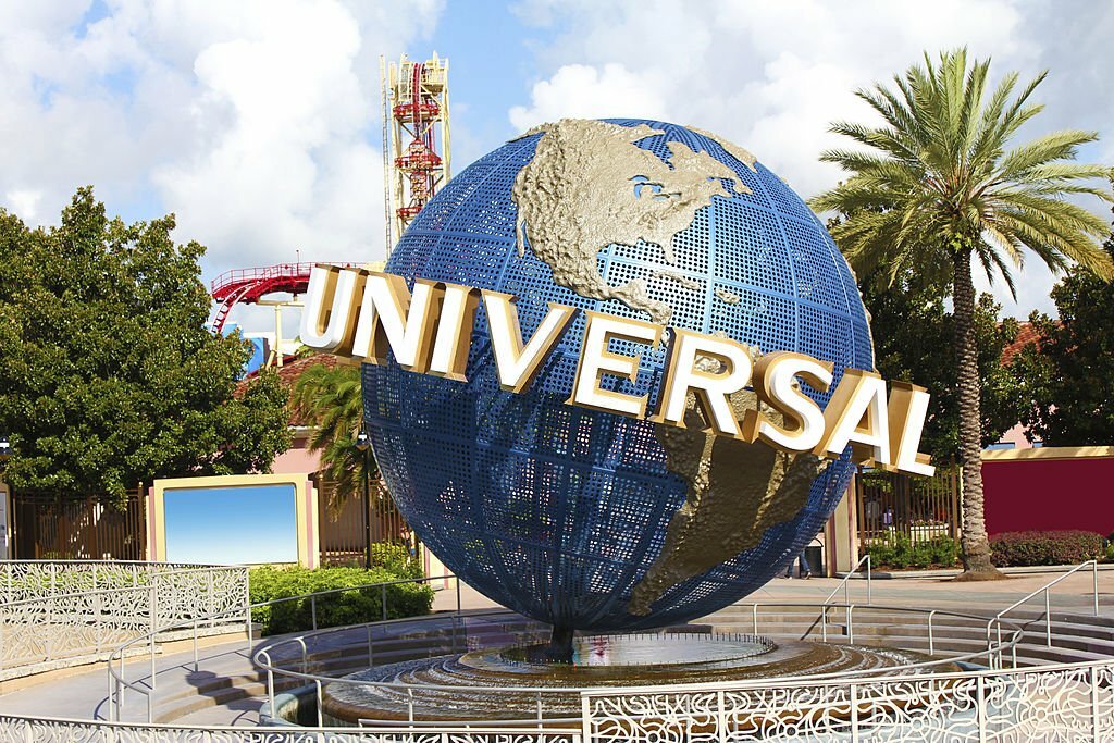 Universal Studios globe sign at entrance.