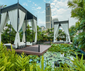 Mövenpick Hotel Sukhumvit 15 Bangkok Green space