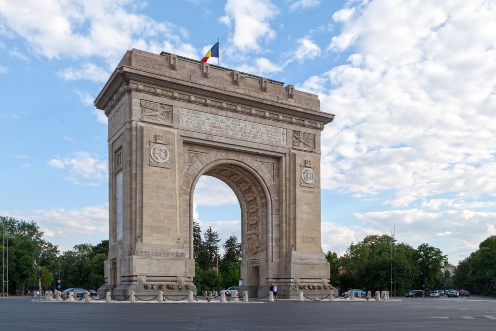 Arcul de Triumf is a triumphal arch located in the northern part of Bucharest, on the Kiseleff Road.
